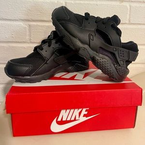 Nike Huarache Run size 13